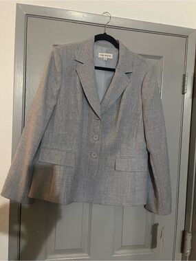 Evan Picone Gray Two-Button Women's Blazer
